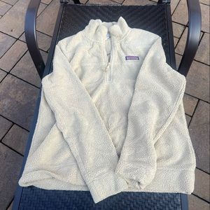 Vineyard Vines Sherpa pullover Neutral color Medium